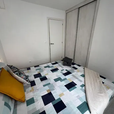 Evans Realty Cg 2 Linea Playa Centro Boliches 아파트 푸엔히롤라